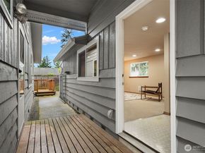 570 SE Andrews Street, Issaquah WA 98027