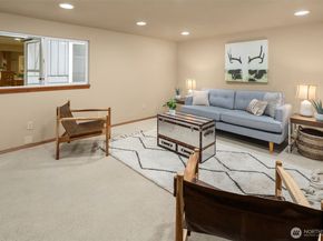 570 SE Andrews Street, Issaquah WA 98027