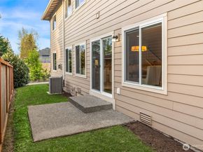 10219 125th Avenue NE, Kirkland WA 98033