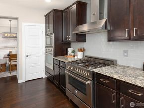 10219 125th Avenue NE, Kirkland WA 98033