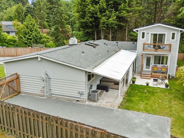 14009 13th Avenue SW, Burien WA 98166