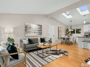 14009 13th Avenue SW, Burien WA 98166