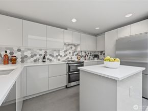 2115 Westlake Avenue N 402, Seattle WA 98109