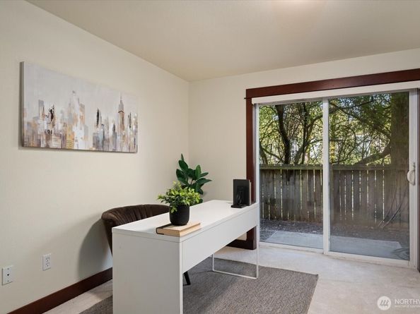 2205 NE 92nd Street, Seattle WA 98115