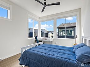 21724 25th Avenue SE A, Bothell WA 98021