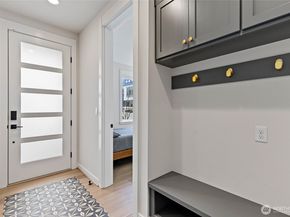 21724 25th Avenue SE A, Bothell WA 98021