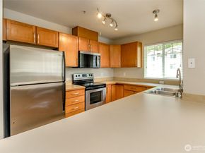 21230 40th Way S E, SeaTac WA 98198