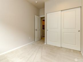 21230 40th Way S E, SeaTac WA 98198