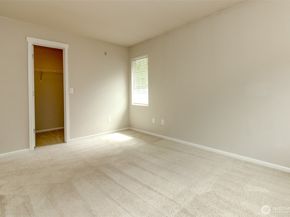 21230 40th Way S E, SeaTac WA 98198
