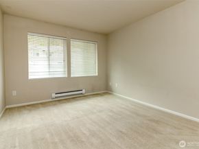 21230 40th Way S E, SeaTac WA 98198