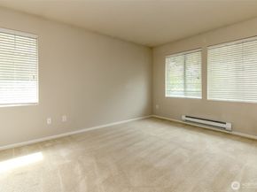 21230 40th Way S E, SeaTac WA 98198
