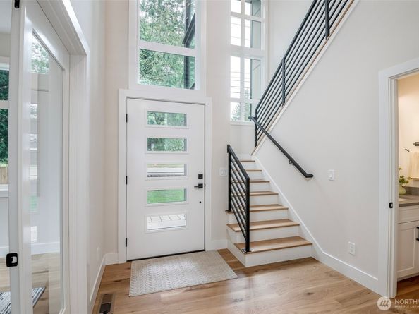 12648 NE 80th Street, Kirkland WA 98033