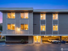 937 N 200th Street B 203, Shoreline WA 98133