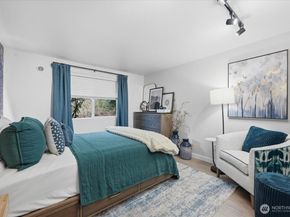 14006 NE 181st Place B106, Woodinville WA 98072
