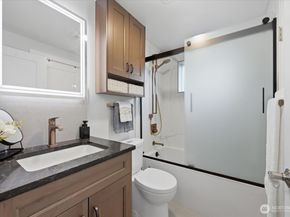 14006 NE 181st Place B106, Woodinville WA 98072