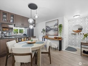 14006 NE 181st Place B106, Woodinville WA 98072
