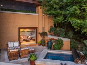 415 Shoreland Drive SE, Bellevue WA 98004
