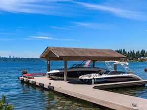 415 Shoreland Drive SE, Bellevue WA 98004