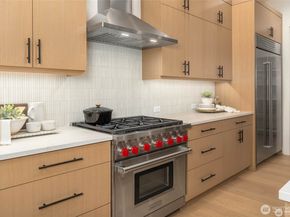 13128 NE 103rd Place, Kirkland WA 98033