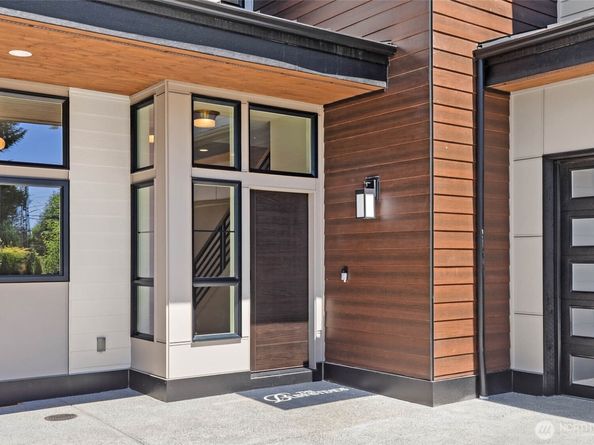 13128 NE 103rd Place, Kirkland WA 98033