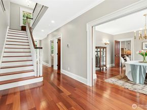 24632 NE 72nd Street, Redmond WA 98053