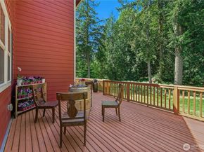 24632 NE 72nd Street, Redmond WA 98053