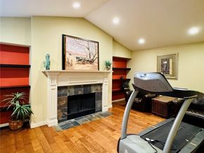 15291 NE 82nd Street 302, Redmond WA 98052