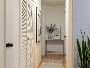 210 Boylston Avenue E 103, Seattle WA 98102