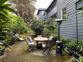 210 Boylston Avenue E 103, Seattle WA 98102