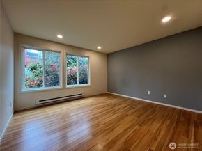 210 Boylston Avenue E 103, Seattle WA 98102