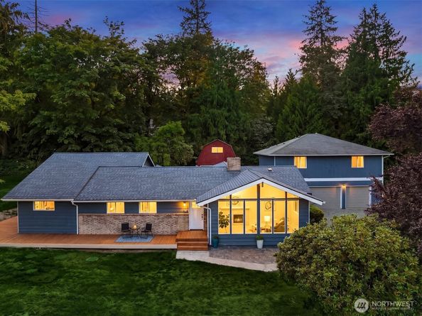 5702 218th Street SE, Woodinville WA 98072