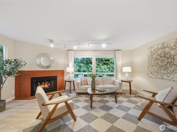1439 227th Avenue SE, Sammamish WA 98075