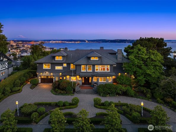 421 W Highland Drive, Seattle WA 98119