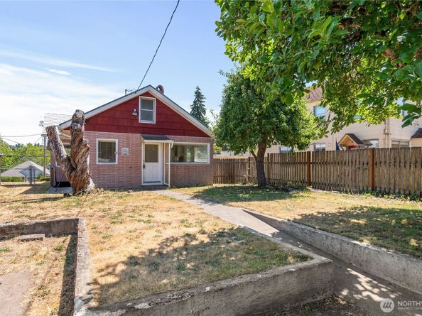 1311 Park Avenue, Bremerton WA 98337