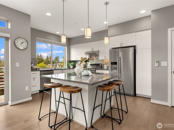 1412 157th Place NE, Bellevue WA 98008