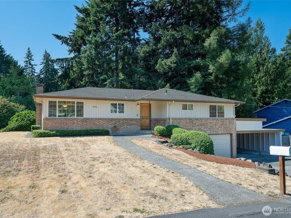 9804 241st Place SW, Edmonds WA 98020