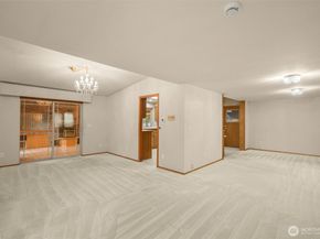 921 241st Place SW, Bothell WA 98021