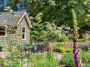 11323 E Riverside Drive, Bothell WA 98011