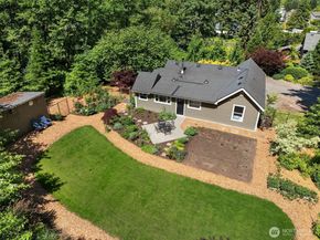 11323 E Riverside Drive, Bothell WA 98011
