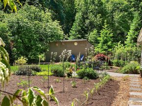 11323 E Riverside Drive, Bothell WA 98011