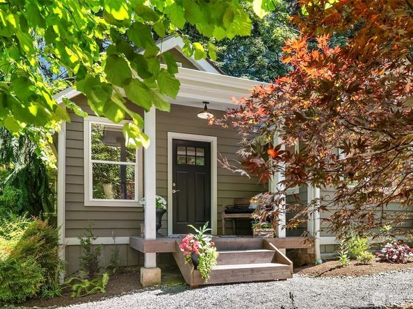 11323 E Riverside Drive, Bothell WA 98011