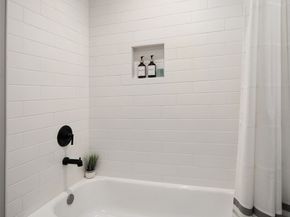 11323 E Riverside Drive, Bothell WA 98011