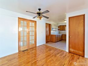 6811 27th Avenue S, Seattle WA 98108