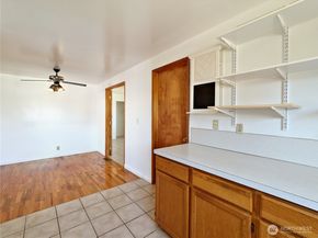 6811 27th Avenue S, Seattle WA 98108