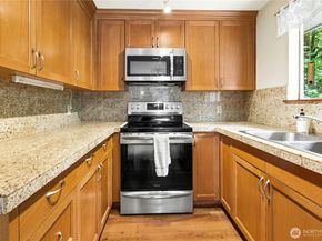 13816 NE 137th Street, Kirkland WA 98034