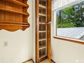 13816 NE 137th Street, Kirkland WA 98034