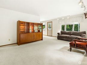 13816 NE 137th Street, Kirkland WA 98034