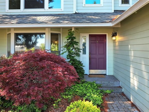 10715 Hillsboro Drive NW, Silverdale WA 98383