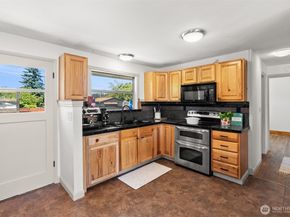 2710 Holman Street S, Bremerton WA 98310