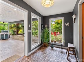 16107 Midvale Avenue N, Shoreline WA 98133